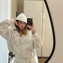  -,   , 22 ,   ,   