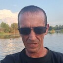  ,   Viktor, 54 ,   c 