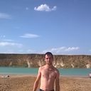  --,   , 37 ,  