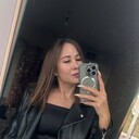  ,   Elena, 32 ,   c 