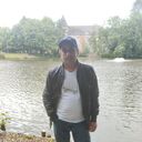  ,   Leon, 49 ,   ,   , c , 