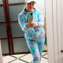  ,   KATI, 44 ,     