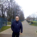  ,   Viktor, 39 ,   