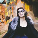  ,   Jana, 28 ,  