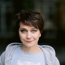  ,   Alexandra, 52 ,   c 