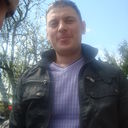  ,   Leon, 39 ,   