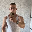  ,   Vladislav, 32 ,   ,   