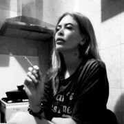  ,   Viki, 30 ,   ,   