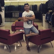  ,   Aziz, 33 ,   ,   , c 