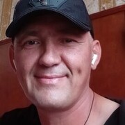  ,   Maks, 47 ,     , c 