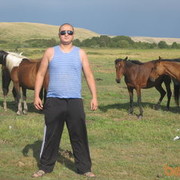  ,   Maku, 40 ,  