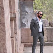  ,  Leo, 38