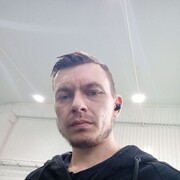  ,  Nik, 35