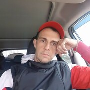  ,   Maxim, 38 ,   ,   , c 
