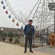  ,  Alisher, 31