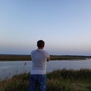  ,  Kostya, 32