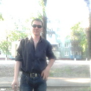  ,   Alex, 35 ,   