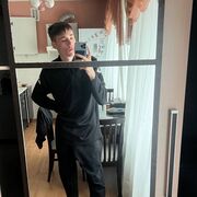  ,  Danya, 21