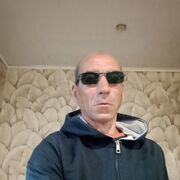  -,  Sasa, 42