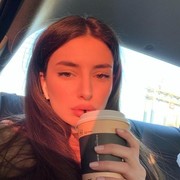  ,  Leila, 25