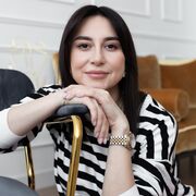  ,   Lulu, 42 ,   c 