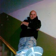  ,   Zarik, 44 ,   , 