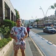  ,  Slavik, 32