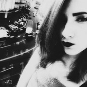  ,  Diana, 25