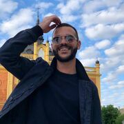  ,  Roman, 33