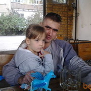  ,   Viktor, 42 ,   