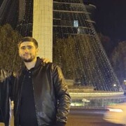  ,   Ali, 32 ,   ,   