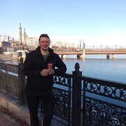  ,   Anton, 37 ,   ,   