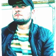   ,  Narek, 32