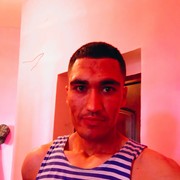  ,  Obidjon, 32