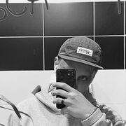   ,  Tim, 24