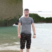  Saint-Germain-en-Laye,   Pavel, 33 ,   ,   , c , 