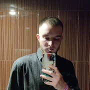  ,  Ruslan, 27