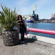  ,  Elena, 58