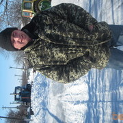  ,   Maks, 42 ,  