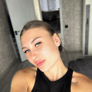  ,  Anastasia, 22
