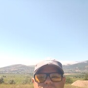  ,  Andre, 38
