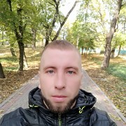  ,   Artur, 37 ,   ,   , c 
