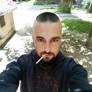  ,  Sneak ace, 32