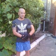  ,   Alex, 42 ,   ,   