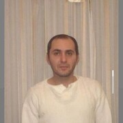  ,  Elnur, 49
