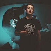  ,   Anton, 26 ,   ,   