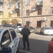  ,   Artur, 52 ,   c 