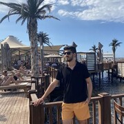  ,  Emre, 27