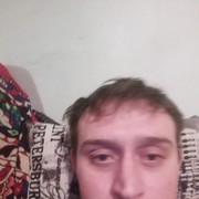  ,  Petro, 37