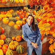 ,   Zoya, 47 ,   ,   